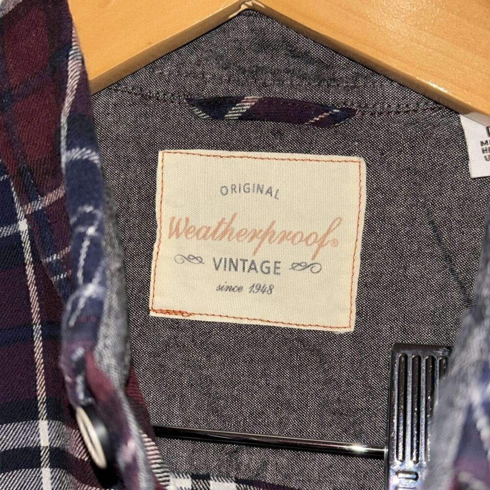 Weatherproof Vintage burgundy and navy flannel button down size large - Picture 3 of 7